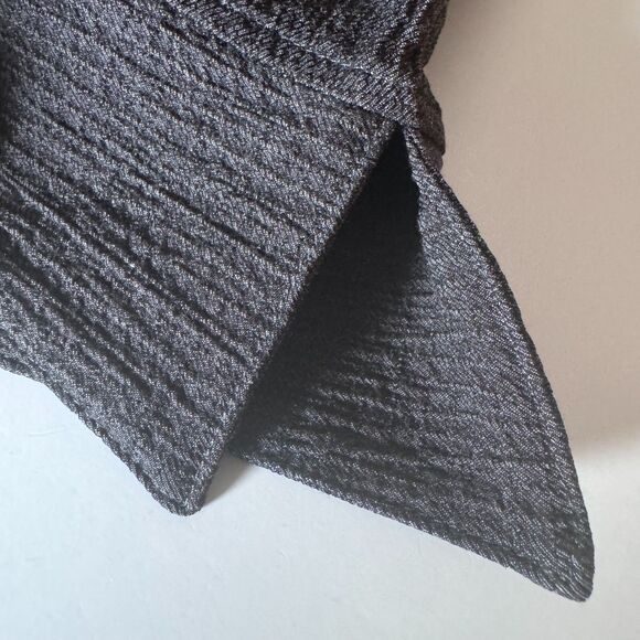 Habitat Gray Tunic Blouse XS Textured Crepe Button Front Artsy Layering Top - Picture 7 of 14